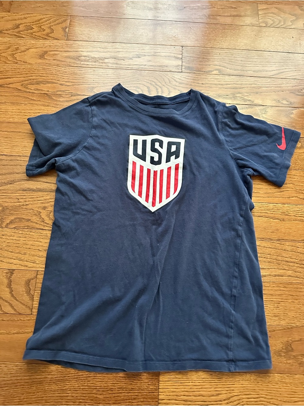 Team USA Soccer Crest Blue Nike T Shirt Youth XL